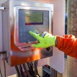 Rugged and Reliable – How Zytronic's Touchscreens Enable Safe Refuelling on Remote Sites